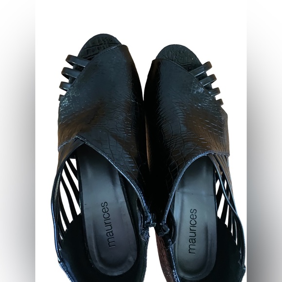 Maurices black heels, size 8 - Picture 6 of 11